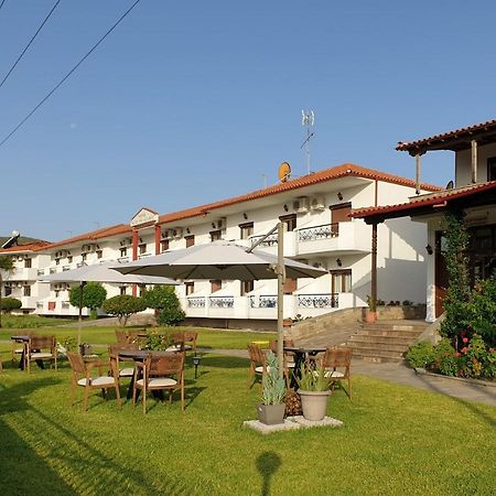 Hotel Ermioni Kalamitsi  Exterior photo