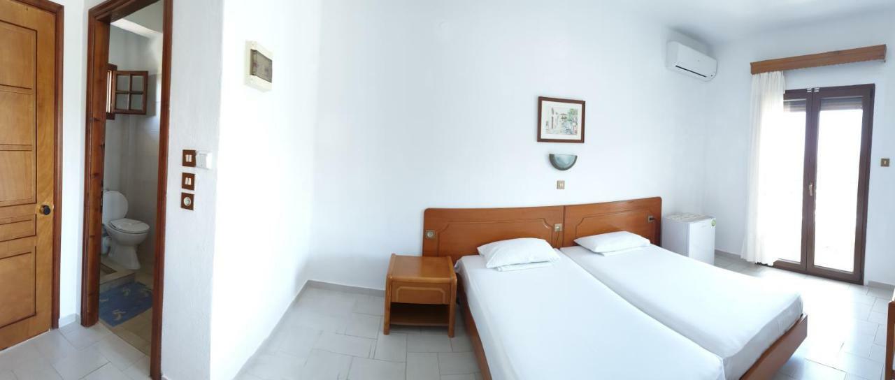 Hotel Ermioni Kalamitsi  Exterior photo